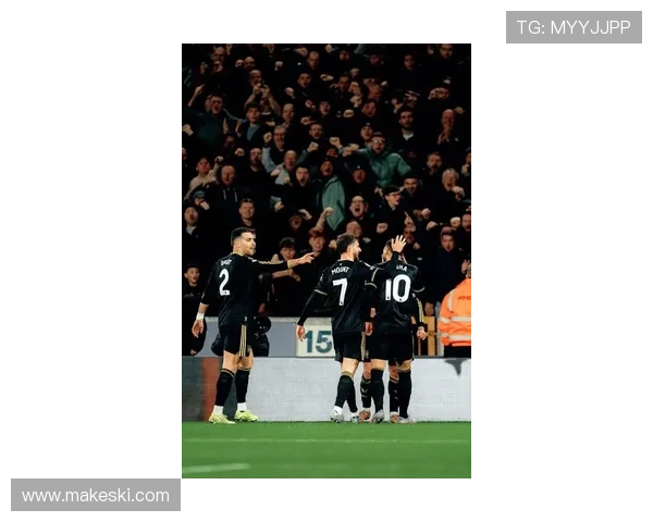 曼联在12月份英超赛场表现不佳近14场比赛输掉9场引发关注